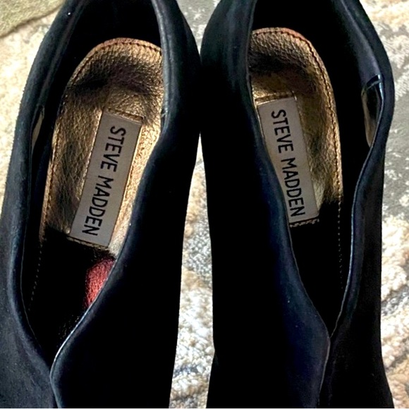 Steve Madden Black Suede Platform High Heel Ankle Boots - Picture 8 of 8